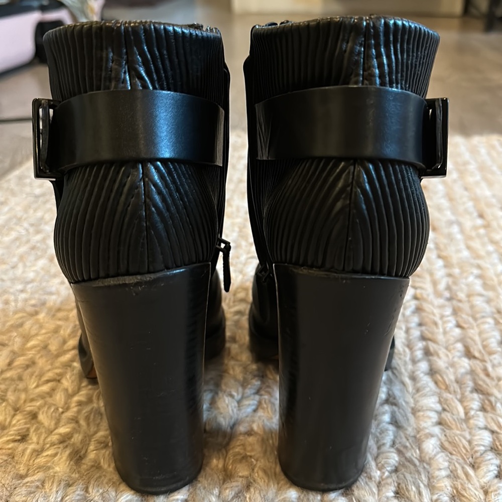 Givenchy Booties - image 7